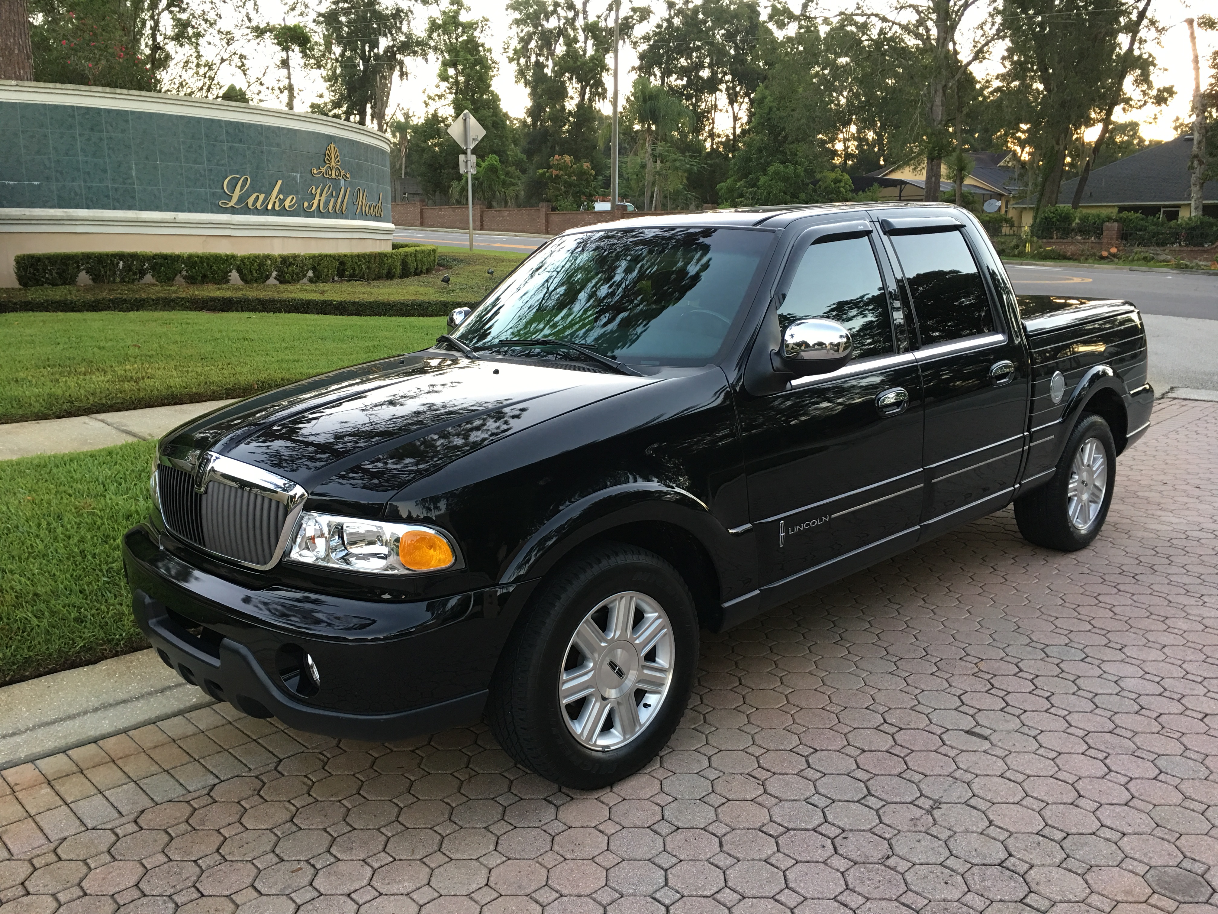 2002 lincoln blackwood owners manual